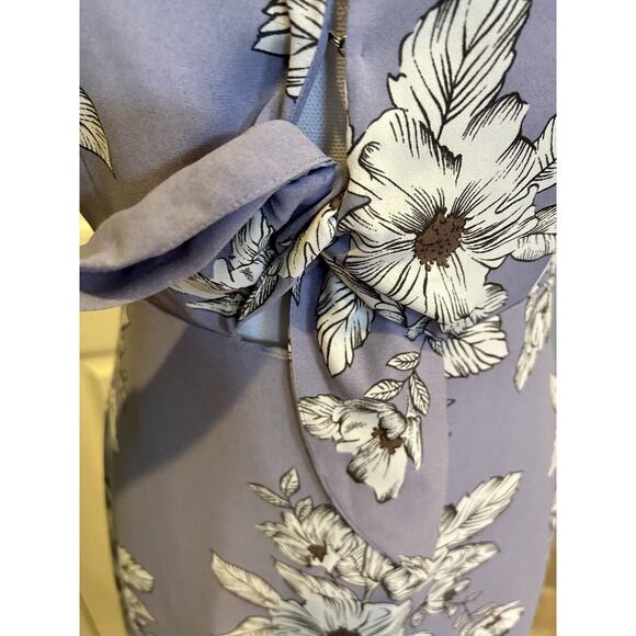 Gianni Bini Small Periwinkle Floral Ruffle Hem Tie Front Dress Sleeveless - Picture 3 of 15